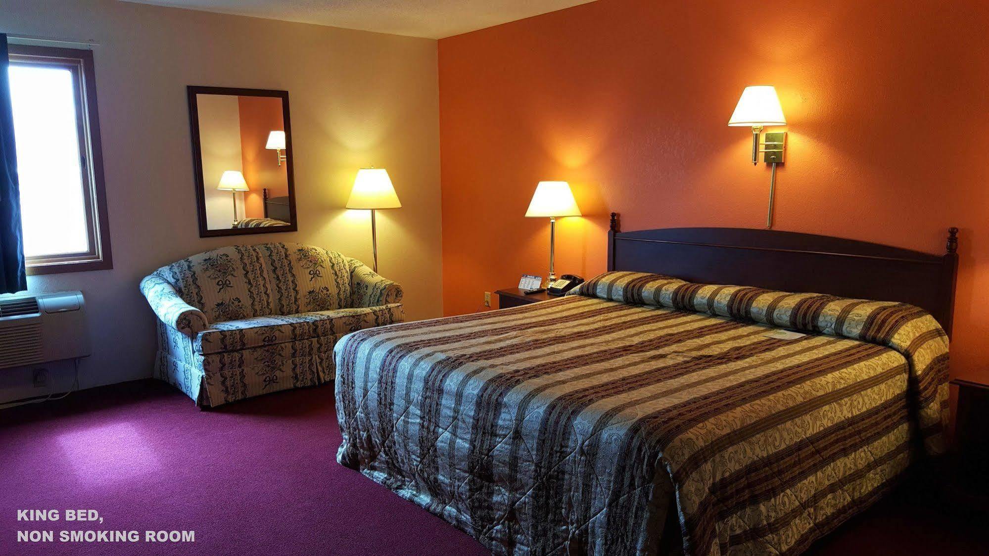 Motel 6-Saukville, Wi Exterior photo