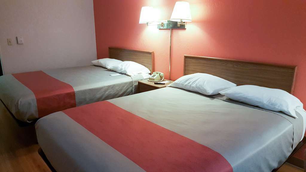 Motel 6-Saukville, Wi Room photo